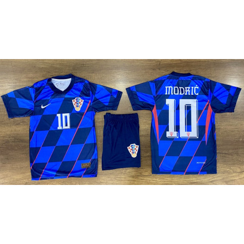 8215 Детски футболен комплект CROATIA MODRIC 10